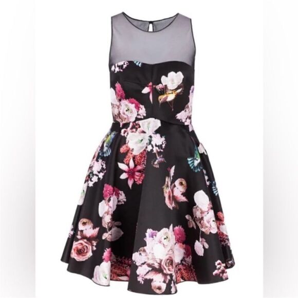 Pinko Dresses & Skirts - Pinko Black Mesh Detail sleeveless dress, US8
